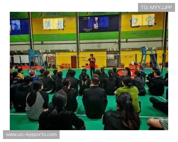 羽毛球训练营加强裁判员培养保障基层赛事运行，2021年羽毛球裁判培训